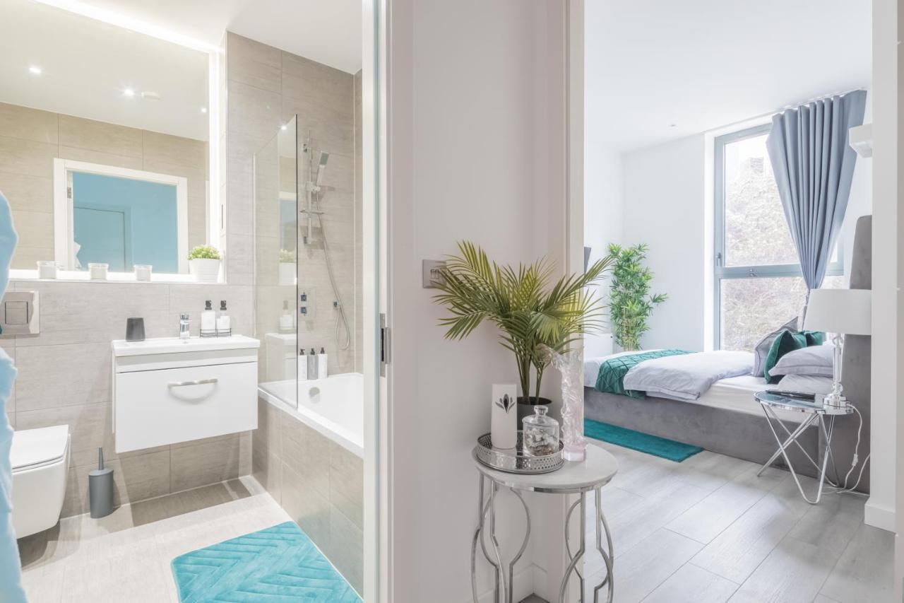 Elegant Apartment มิลตันคีนส์ ภายนอก รูปภาพ